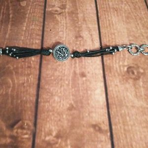 M snap bracelet